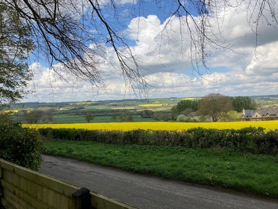 Appartamento Cosy Retreat In The Heart Of The Cotswolds. Chipping Norton Esterno foto
